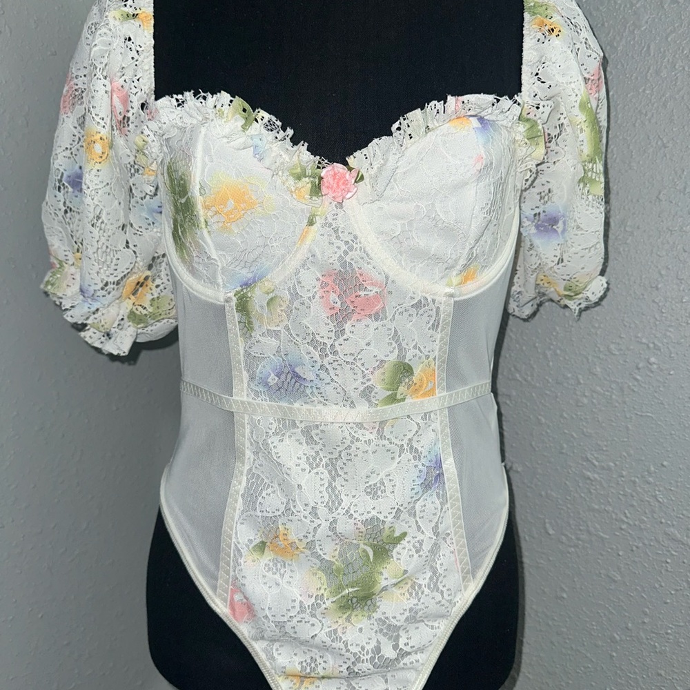 SHEIN White Mesh Detail Garment